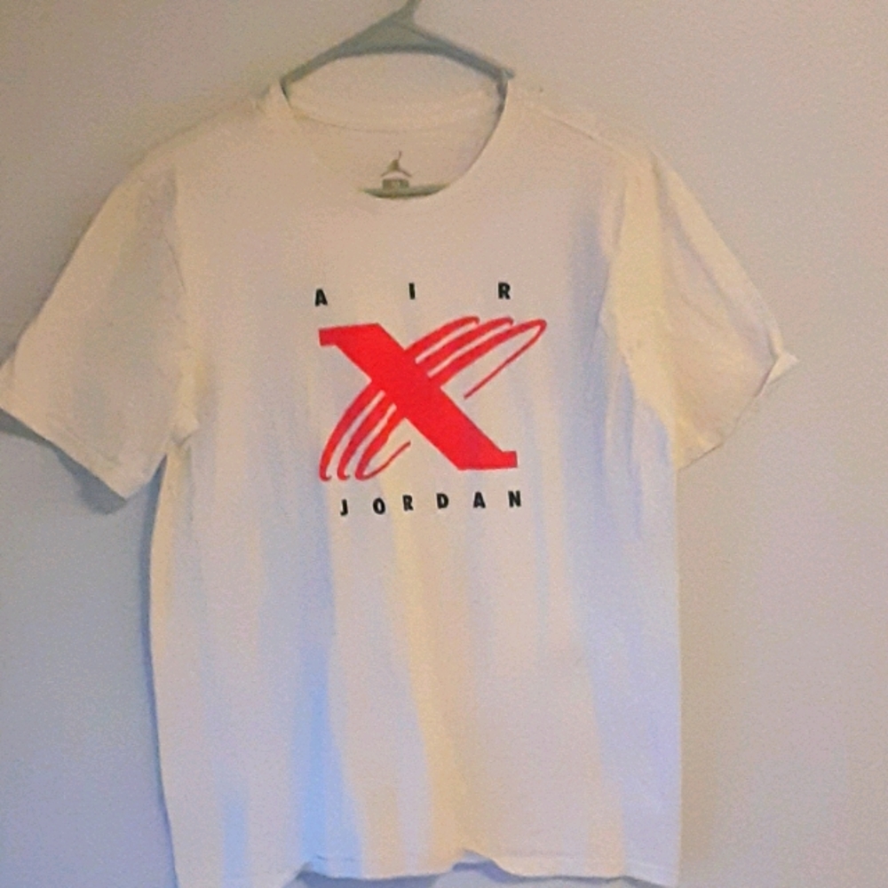 Air Jordon tee shirt